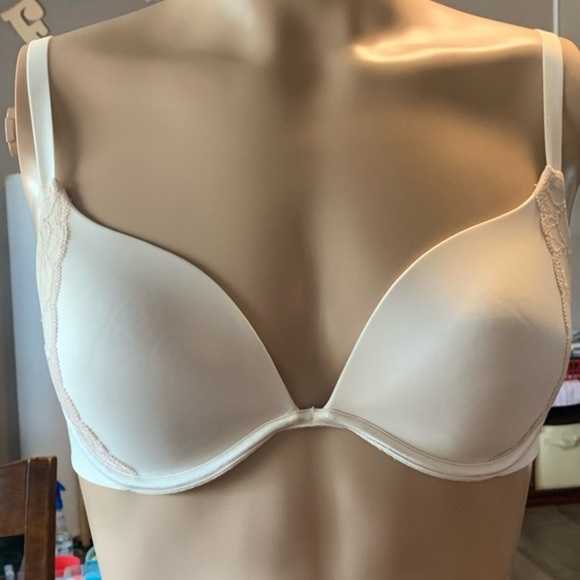 Maidenform 34D Women’s Bra with push-up. - Picture 1 of 8